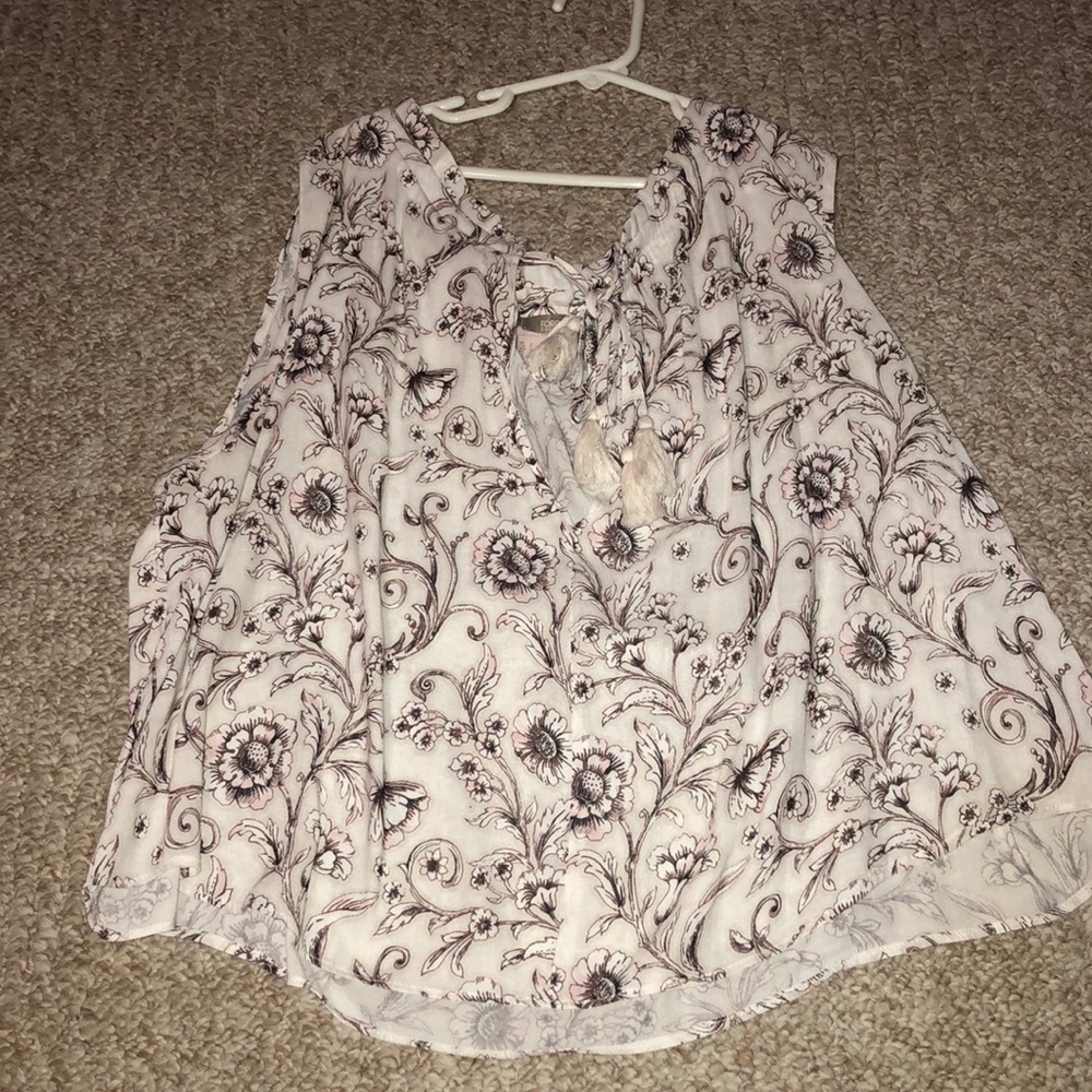 White tank with design and ties